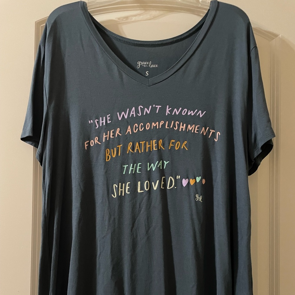 Grace & Lace v-neck graphic T